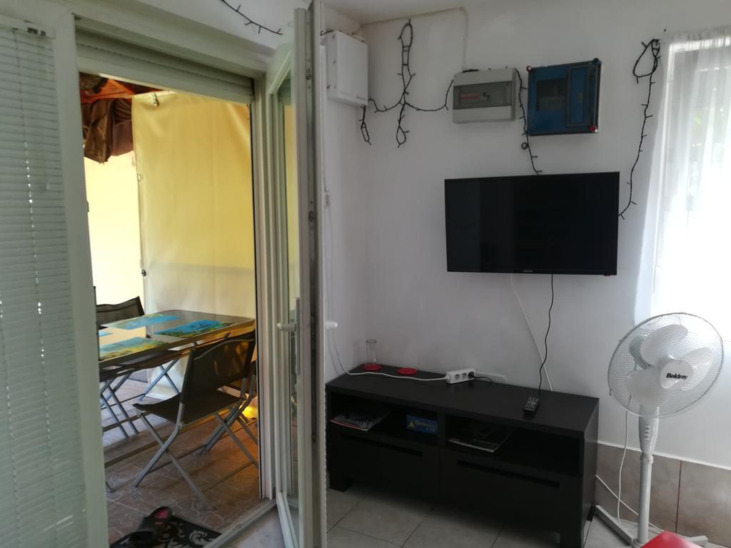 Tiszavirag Vendeghaz Villa Szeged Exteriör bild